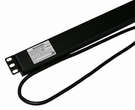 Hyperline SHE-12SH-4IEC-SF-2.5EU Блок розеток, вертикальный, 12 розеток Schuko, 4 розетки IEC320 C13, выкл. с подсветкой, защита от перенапряжения, кабель питания 2.5м (3х1.5мм2) с вилкой Schuko 16A, 250В, 950x44.4x44.4мм (ДхШхВ), корпус алюминий, черный - фото 2