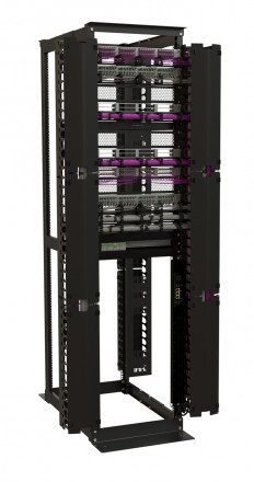 Hyperline CMF-OR-32U-150x106-C-RAL9005 Вертикальный кабельный организатор 32U для стоек ORK2A, ORL1, ширина 150мм, объединение в ряды, высота пальцев 106мм с крышками, черный - фото 7