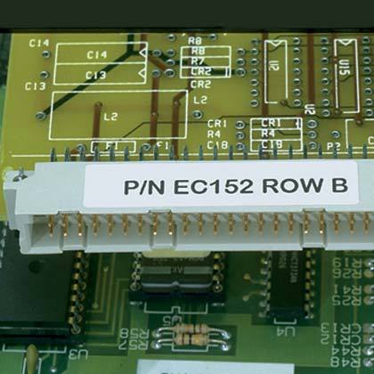 PANDUIT C252X030FJJ Белая наклейка из полиолефина для 4 портов Mini-Com®™, размеры: 7.62мм х 64.01мм (1 лист - 75 наклеек, цена за 1 наклейку)